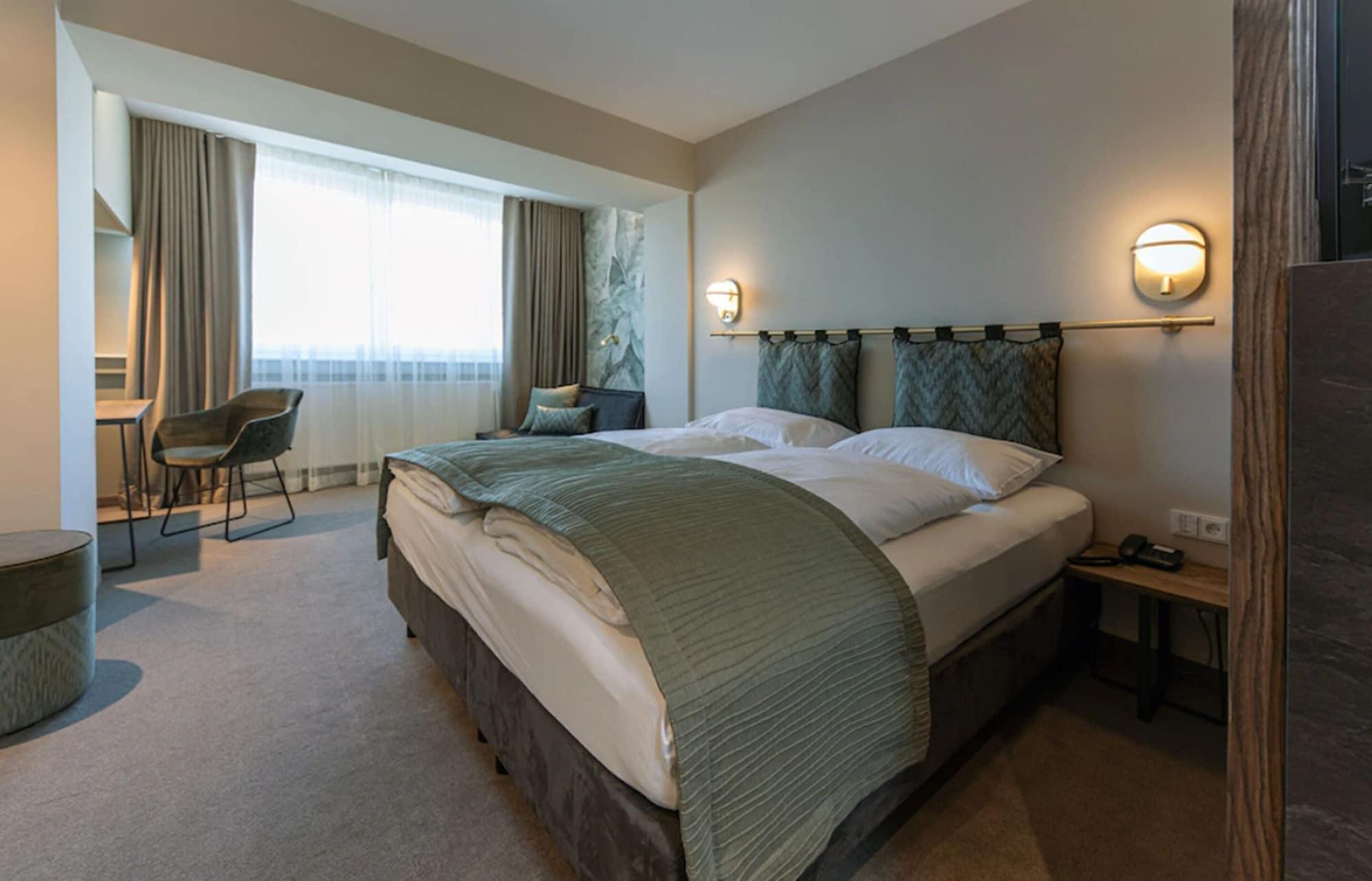 Parkhotel Schmid Адельсрид Экстерьер фото