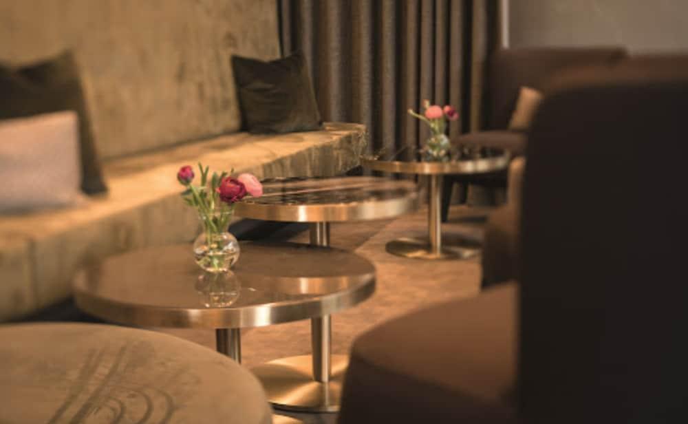 Parkhotel Schmid Адельсрид Экстерьер фото