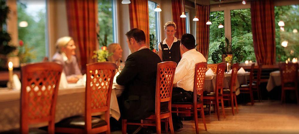Parkhotel Schmid Адельсрид Экстерьер фото